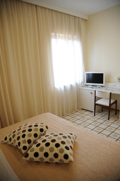 Via Capo Rooms Sorrento Ruang foto